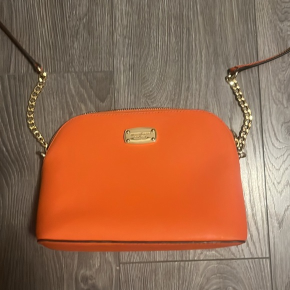 Orange Micheal Kors cross body - Picture 2 of 2